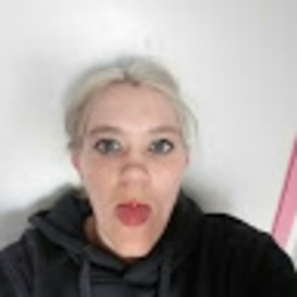 Meet your Posher, Shawna